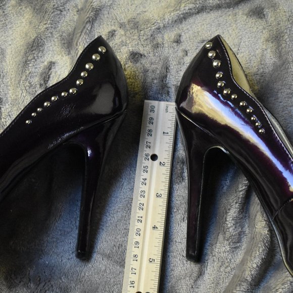 Purple Bolaro Heels with Silver Stud Detail Size 8 - Picture 7 of 13